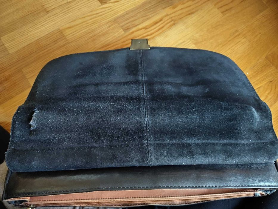 Pasta de executivo em pele preta