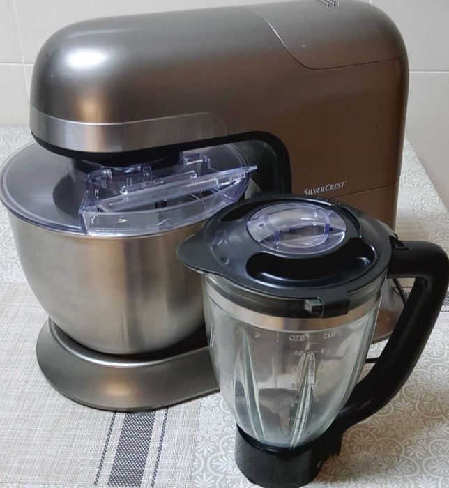 Material variado de cozinha