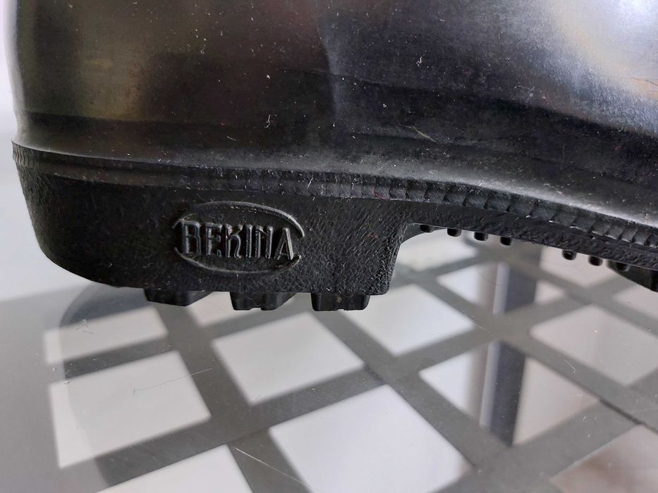 Botas Bekina - Borracha Natural Vulcanizada