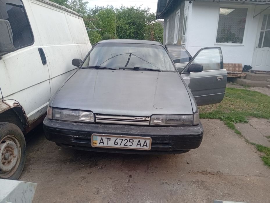 Продам мазду 626 1990 року 1.8. бензин