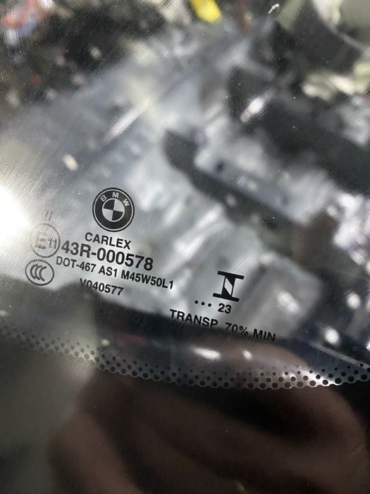 BMW X3 G01 lci скло форточки 2023р в двері переднє заднє ліве праве