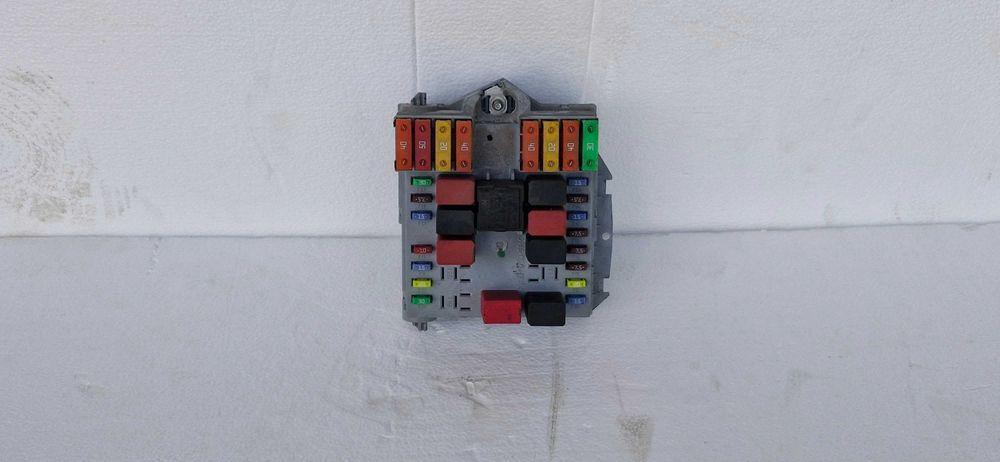 Caixa fusiveis Citroen Jumper 2.2HDI 2011 (Fiat Ducato, Peugeot Boxer)