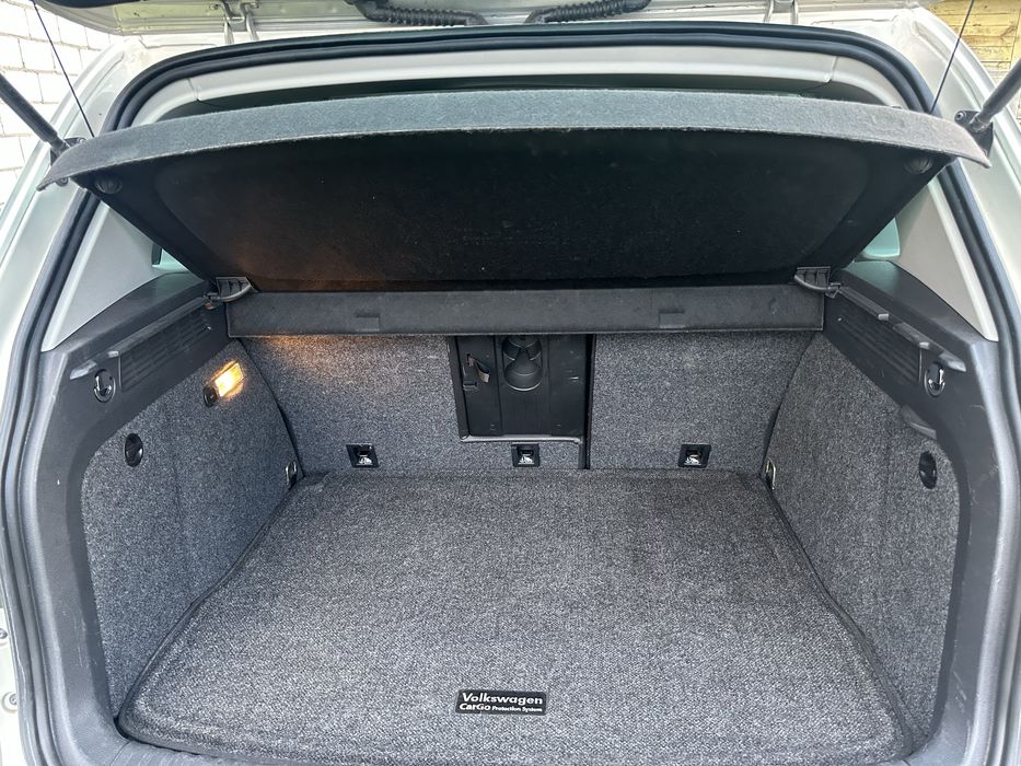 Продам автомобіль Volkswagen Tiguan