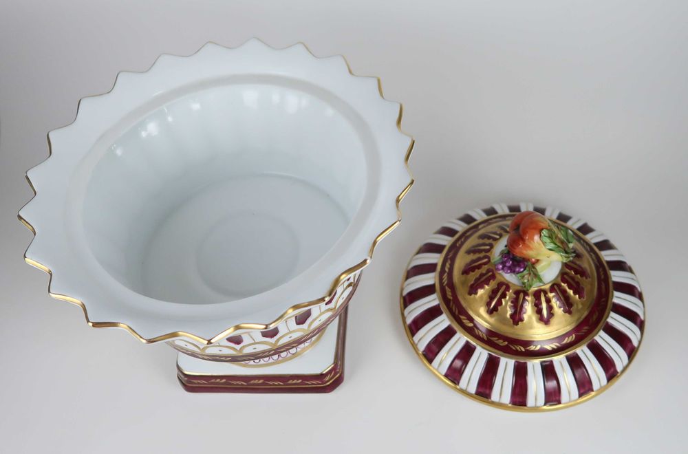 Centro de mesa em porcelana