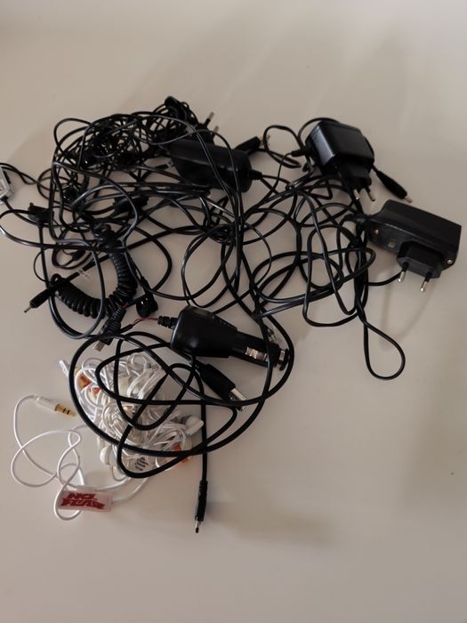 Nokia Ericsson zestaw ładowarki słuchawki zasilacze komplet