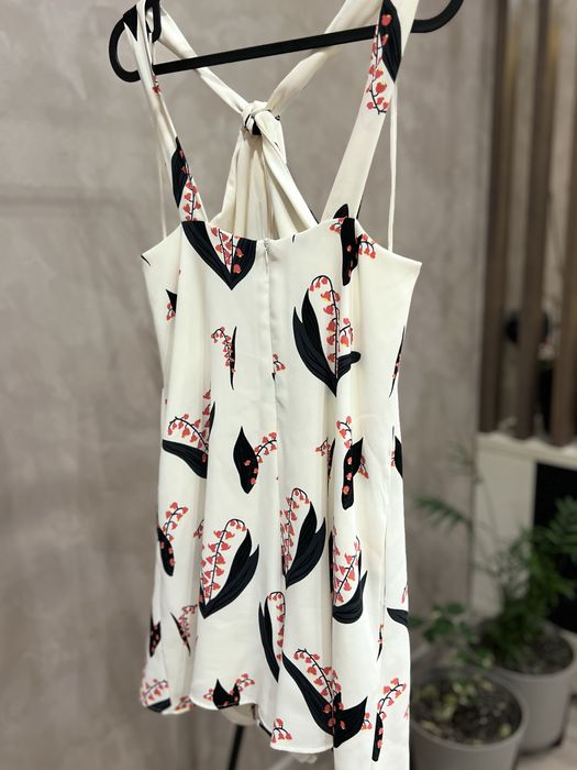 Комбінезон Zara з конваліями , розмір s