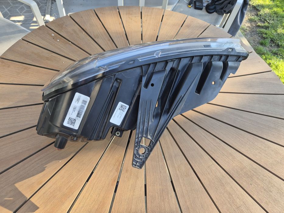 Lampa przód lewa durango