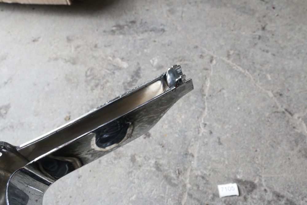 7105 Banan listwa narożnik lewy  Honda Goldwing GL1800
