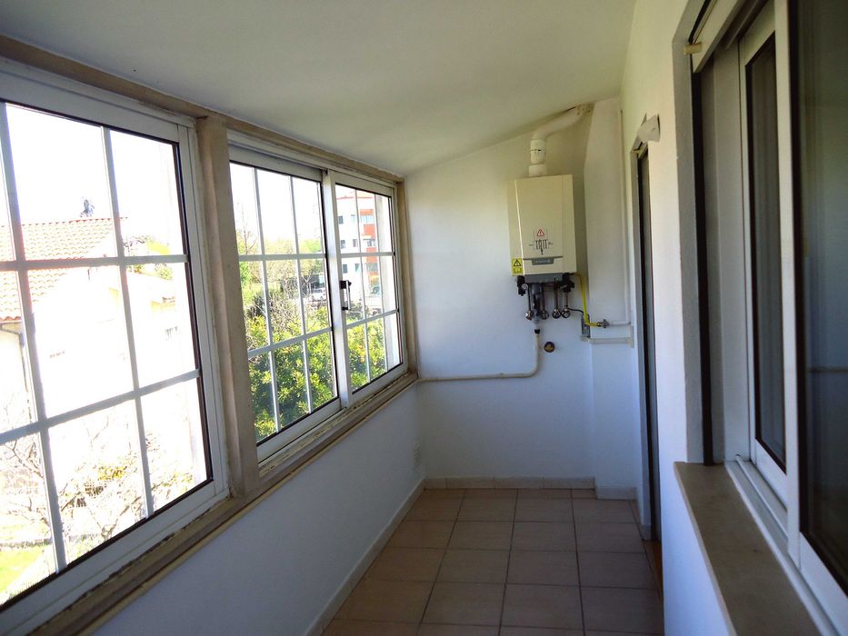 T2+1 c/Escritório c/60m2, roupeiros embutidos, aquec. central, Viseu