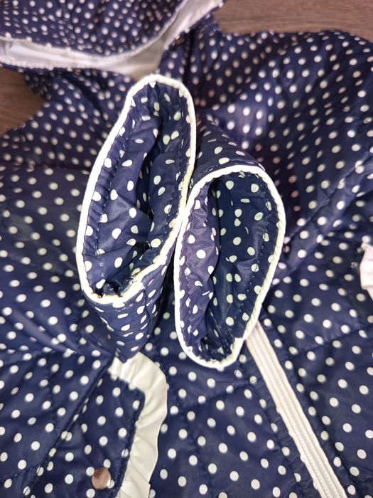 Куртка весняна для дівчинки 98р.