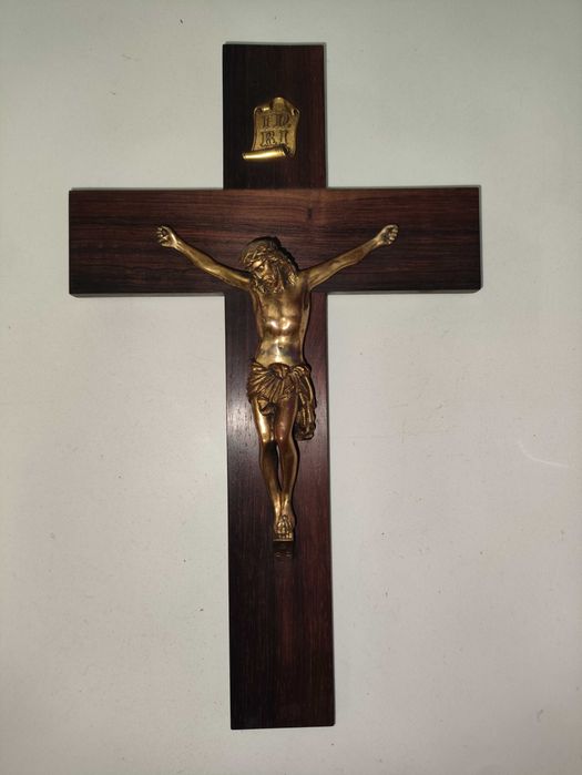 Antigo crucifixo em Bronze Assinado por Antonio Maria Ribeiro - Porto
