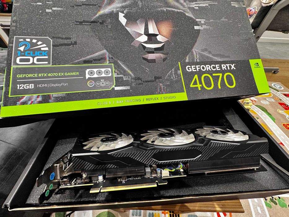 GeForce RTX 4070 12 Gb ! Świetny stan!