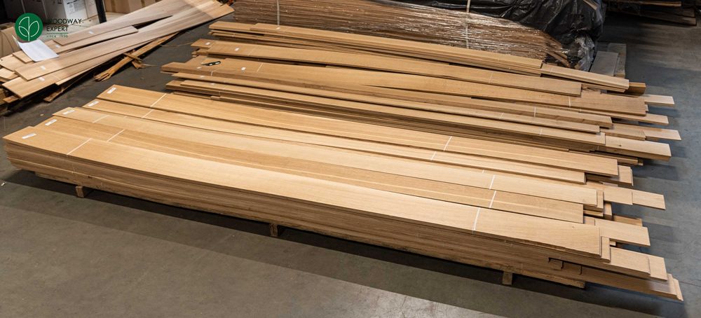 Пиляний шпон Горіх, Дуб, Ясен тощо (ламель) товщина: 2,5/4,5 мм