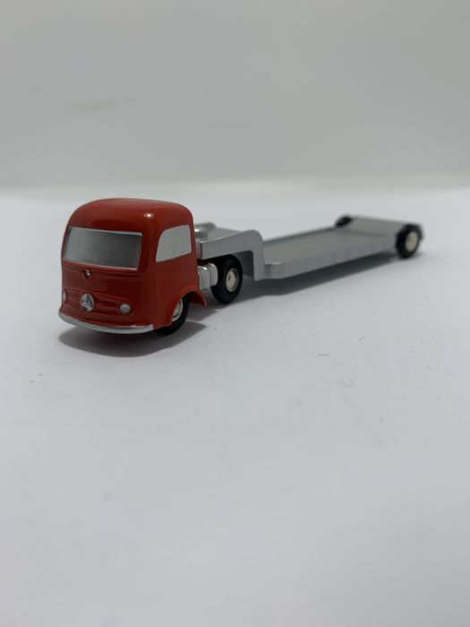 Mercedes Schuco Piccolo 1:90