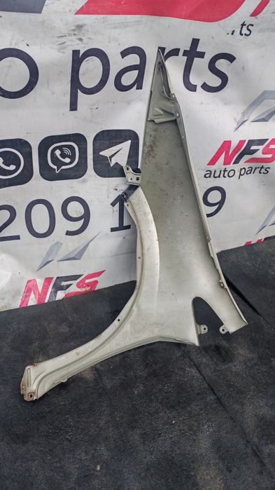 Передня праве крило honda civic 8 UFO