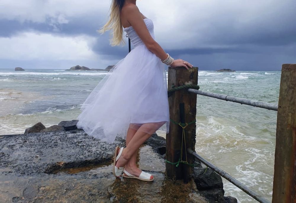 Фатинова сукня з пишним низом