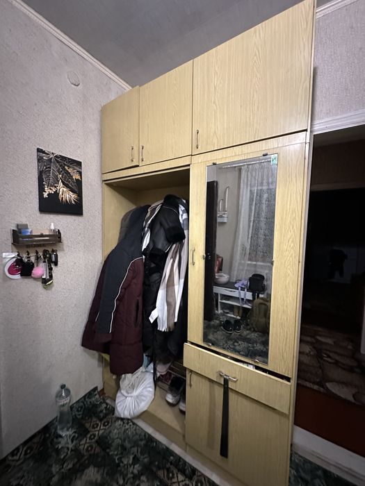 Продаю шкаф б/у в хорошем состоянии, самовывоз