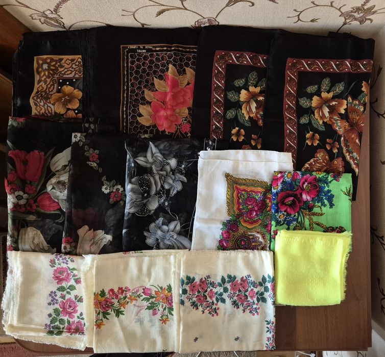 Платки, шарфы, косынки (шёлк, хлопок, шерсть)