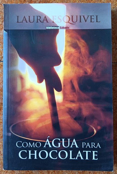 Livro "Como água para chocolate" de Laura Esquivel