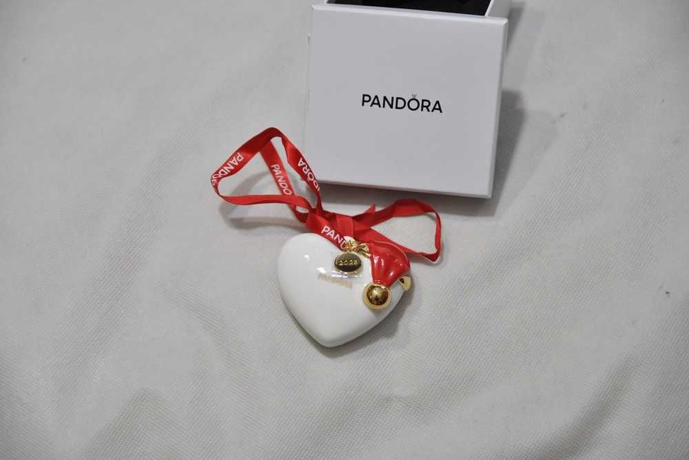 Pandora Santa Hearts Christmas Ornament 2025 bombka