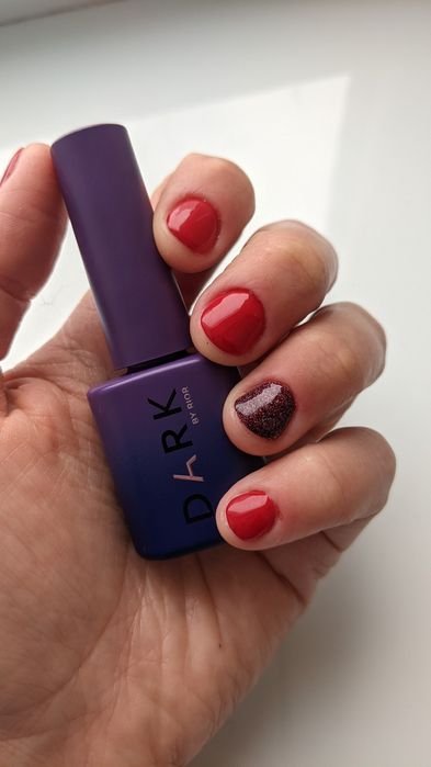 Покриття нігтів гелем+ гель лак ,стаж в медицині 10 років маю