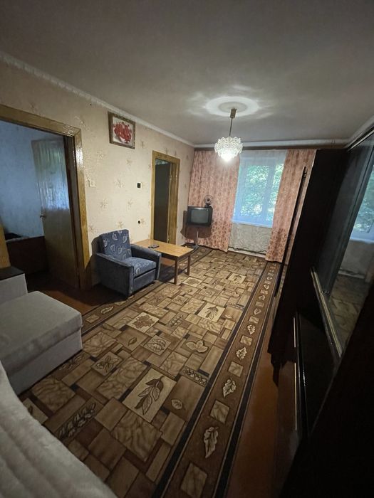 Продам 4к квартиру Яновського