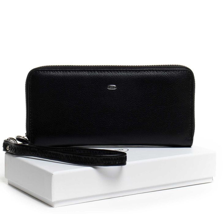 Чорний шкіряний гаманець