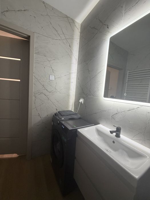 Apartament z widokiem na jezioro wolny wrzesień
