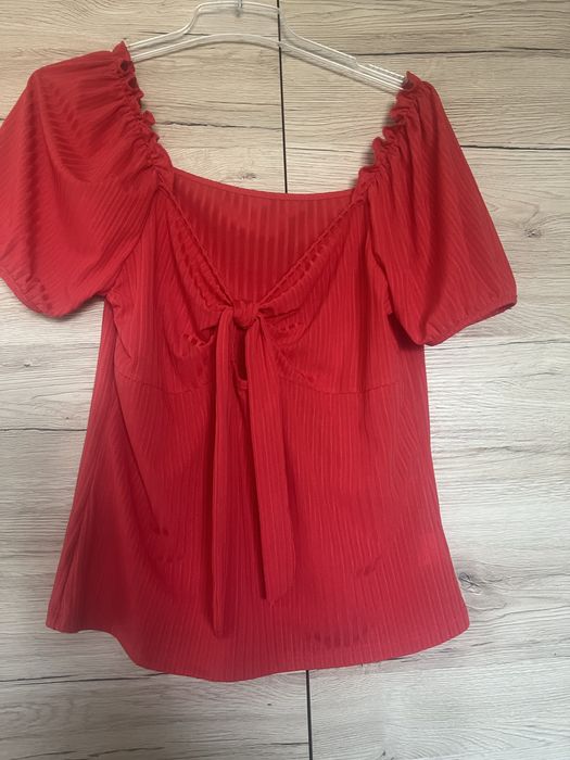 Piękna bluzeczka  rozmisr M -XL