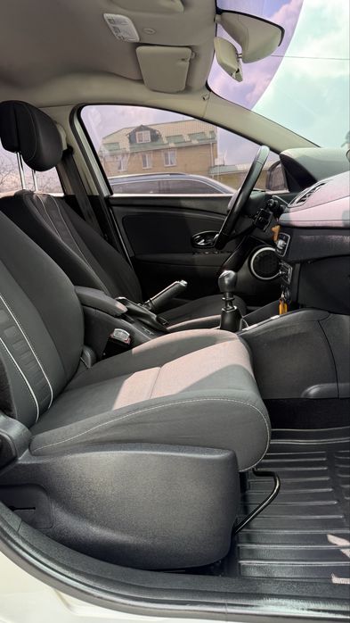 Renault Megane Рено Меган III рестайлінг 2012 р 1,5 К9К дизель 6МКПП