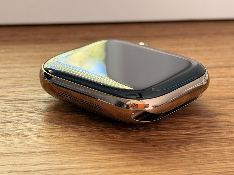 Apple Watch Series 11 42mm Cellular złoty z tytanu + bransoleta mediolańska (Blokada iCloud)