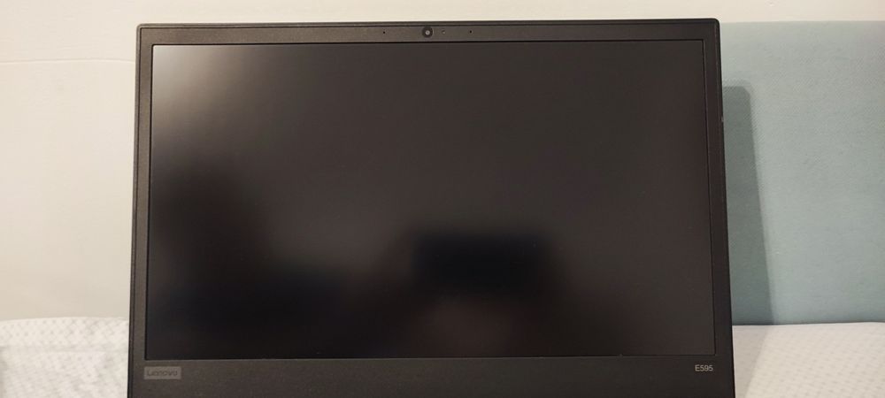 Laptop Lenovo ThinkPad E595 stan idealny