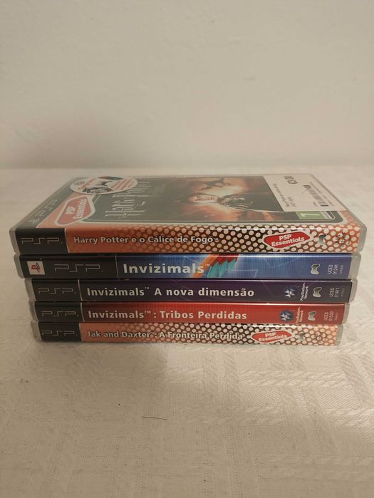 Consola PSP como nova + bolsa + carregador + 15 jogos