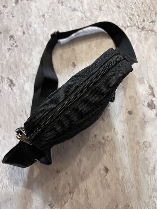 Мессенджер Eastpack сумка через плечо Истпак