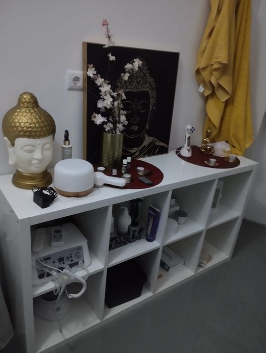 Venda urgente de todo o recheio de salão de beleza