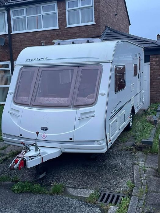 Кемпер караван причіп дача