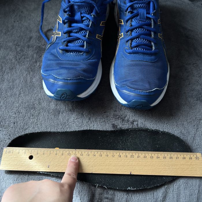 Чоловічі кросівки Asics Gel-silea. P. 44,5.