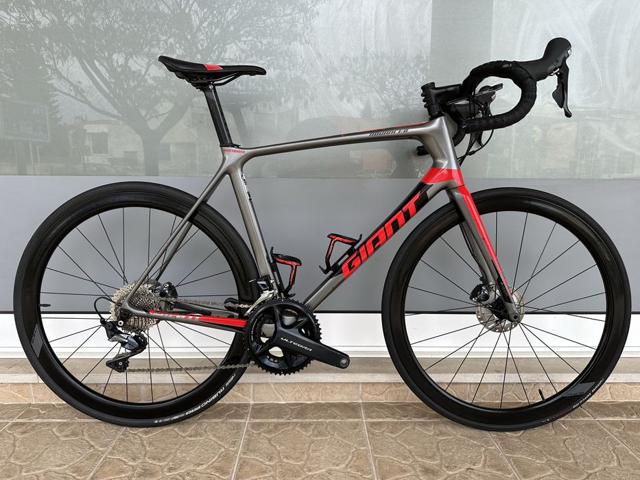 Bicicleta de estrada Giant - Rodas em carbono Disco