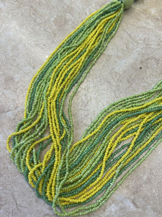 Украшения из бисера