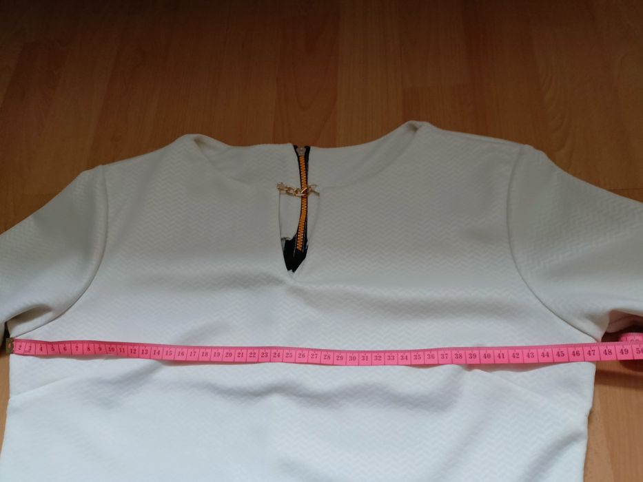 Kremowa bluzeczka r. 38