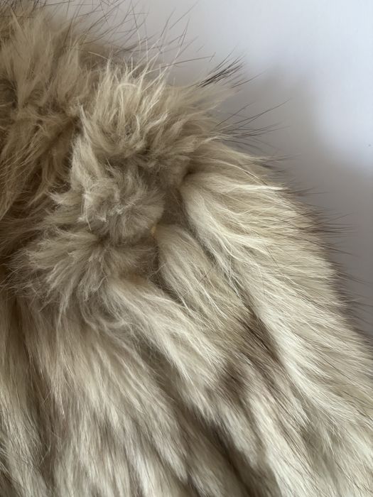 Futro z bialego lisa