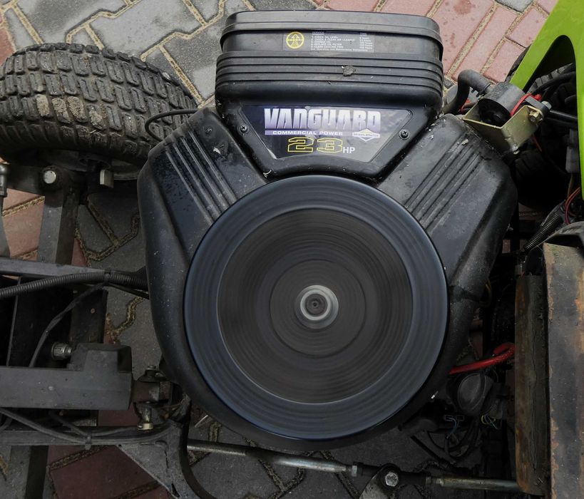 Traktorek kosiarka Grillo FD280 B&S Vanguard 23HP (260222.6) - Baras