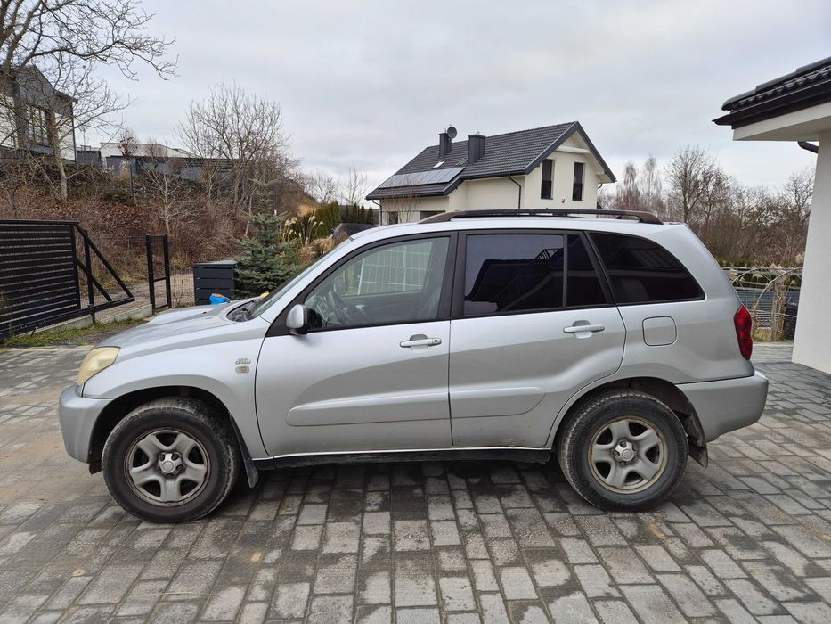 Toyota rav4 2.0D, 4x4, Hak, klimatyzacja