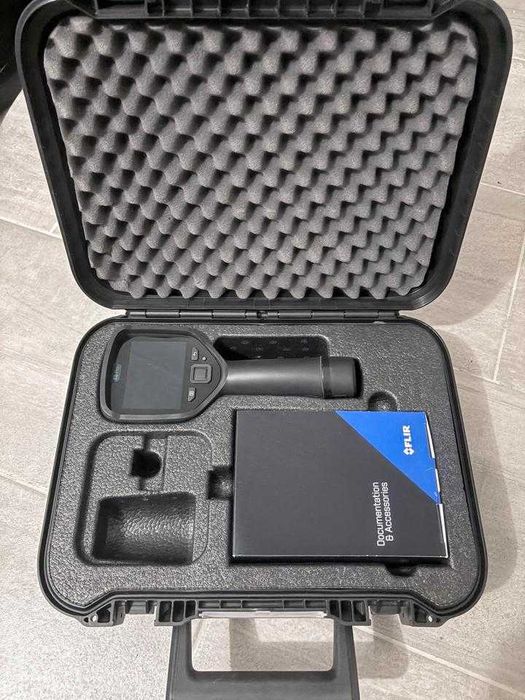 Kamera termowizyjna Flir E5 Pro wraz z walizką