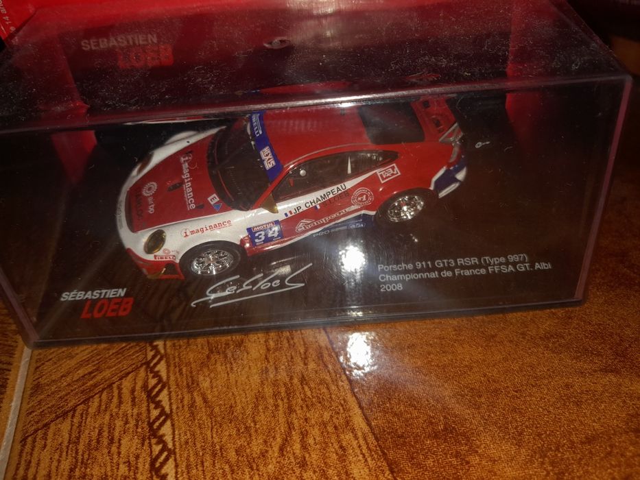 Carros novos escala 1.43