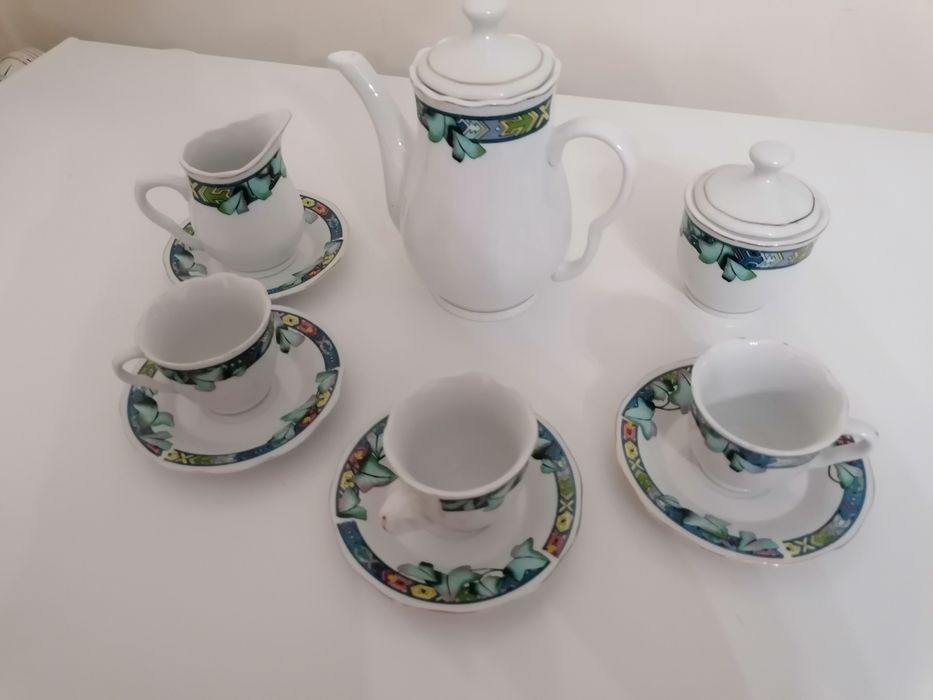 Serviço em porcelana fina