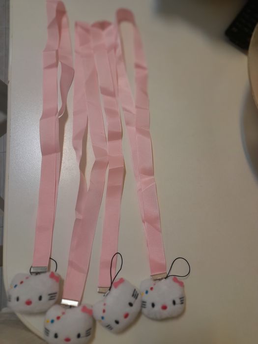 Porta chaves e fitas para o pescoço Hello kitty