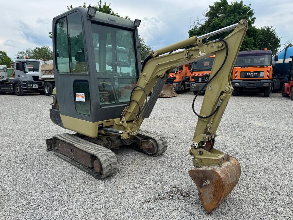 Minikoparka Yanmar B17 rozsuwane podwozie