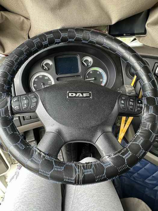 Продам тягач Daf XF 105.460  SCHMITZ мега