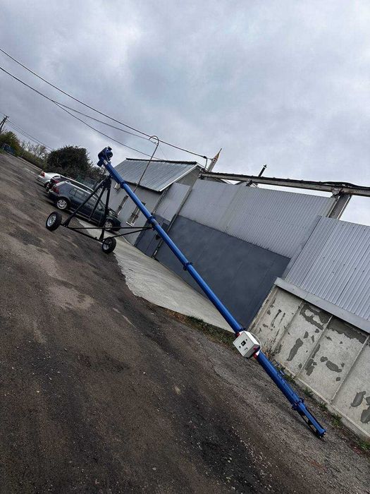 Шнековый погрузчик (гвинтовий конвеєр, винтовой, транспортер), шнек